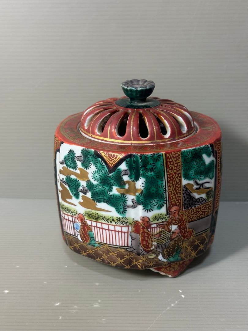 2477 九谷焼　庄三　香炉