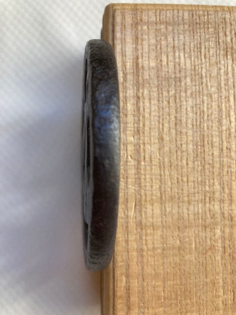 大野鐔　碇透かし　堅丸形　鉄槌目地　地透　角耳　江戸初期