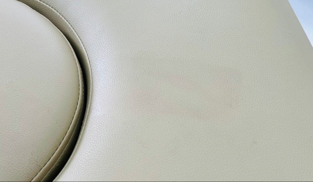 エステ マッサージ用　折りたたみベッド