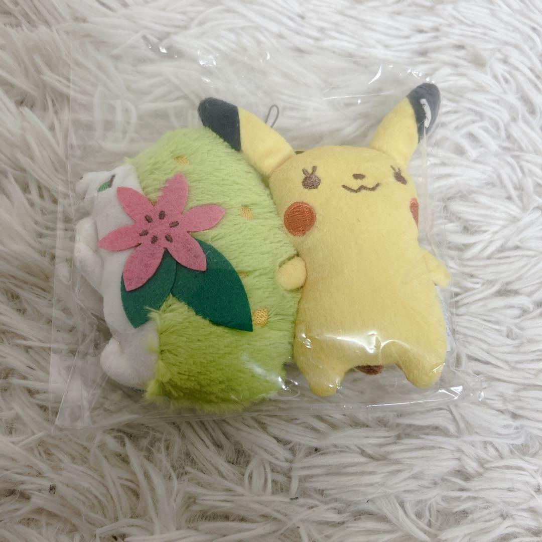 ポケモン　イッツデモ　シェイミ　ピカチュウ　マスコット　ぬいぐるみ