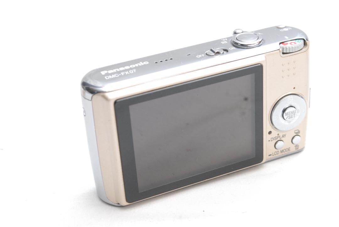 Panasonic LUMIX DMC-FX07 (良品）