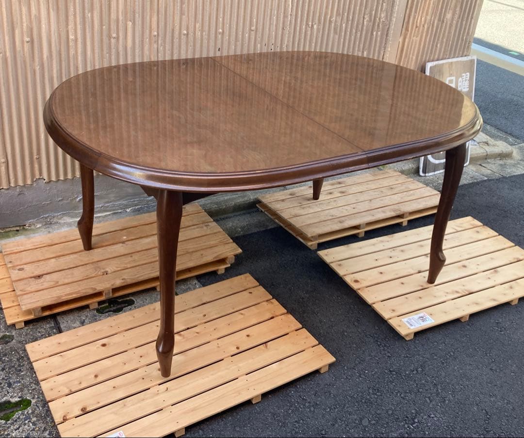 マルニ　伸張式ダイニングテーブル