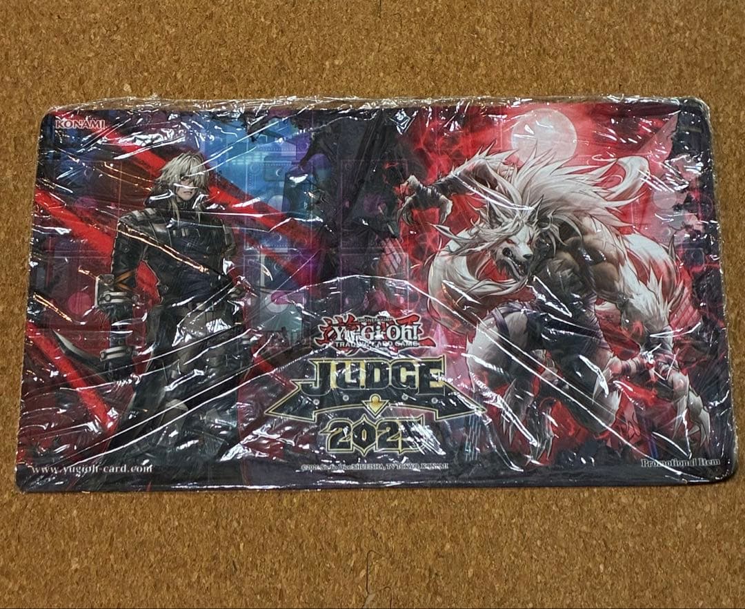 【新品未開封】遊戯王 公式 K9－号 ルプス プレイマット