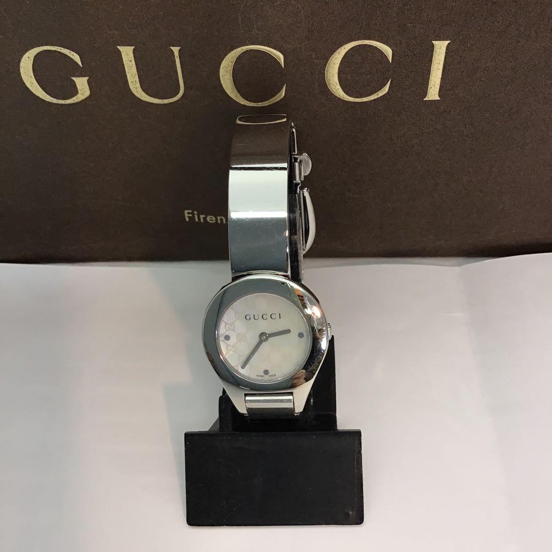 ‼️GUCCIグッチ‼️ステンレスブレスタイプ　6700Lサファイアクリスタル 時計