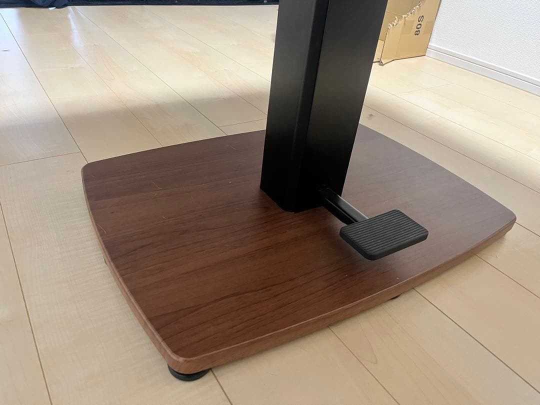 ニトリ　昇降式テーブル