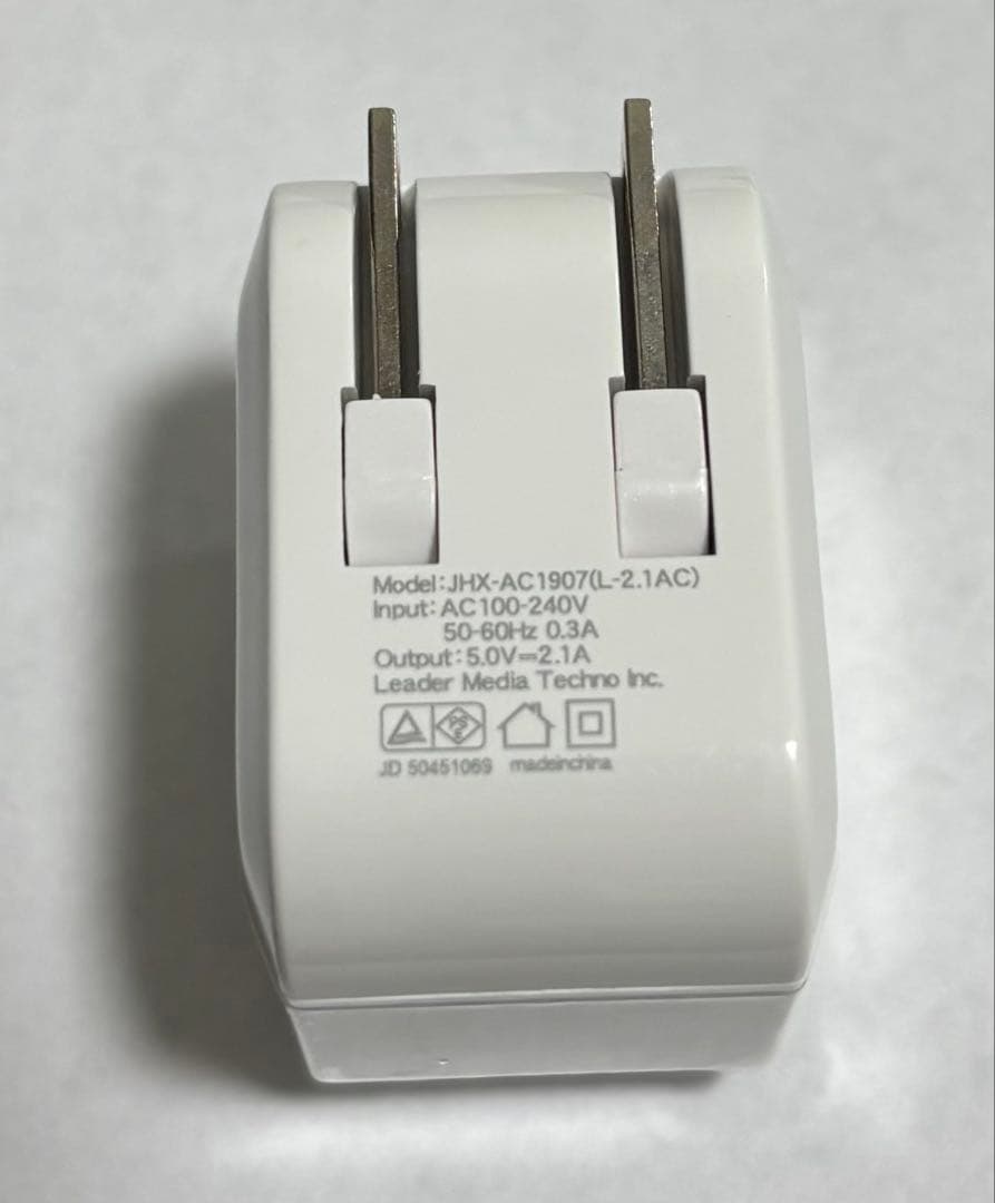 t*3様 Apple iPhone15Pro256GBホワイトチタニウムAmaz