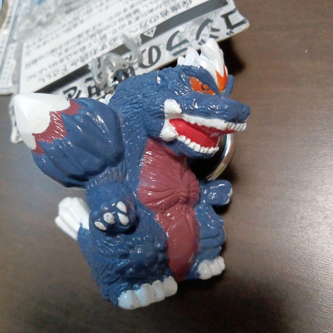 歴代ゴジラキーホルダー　8体
