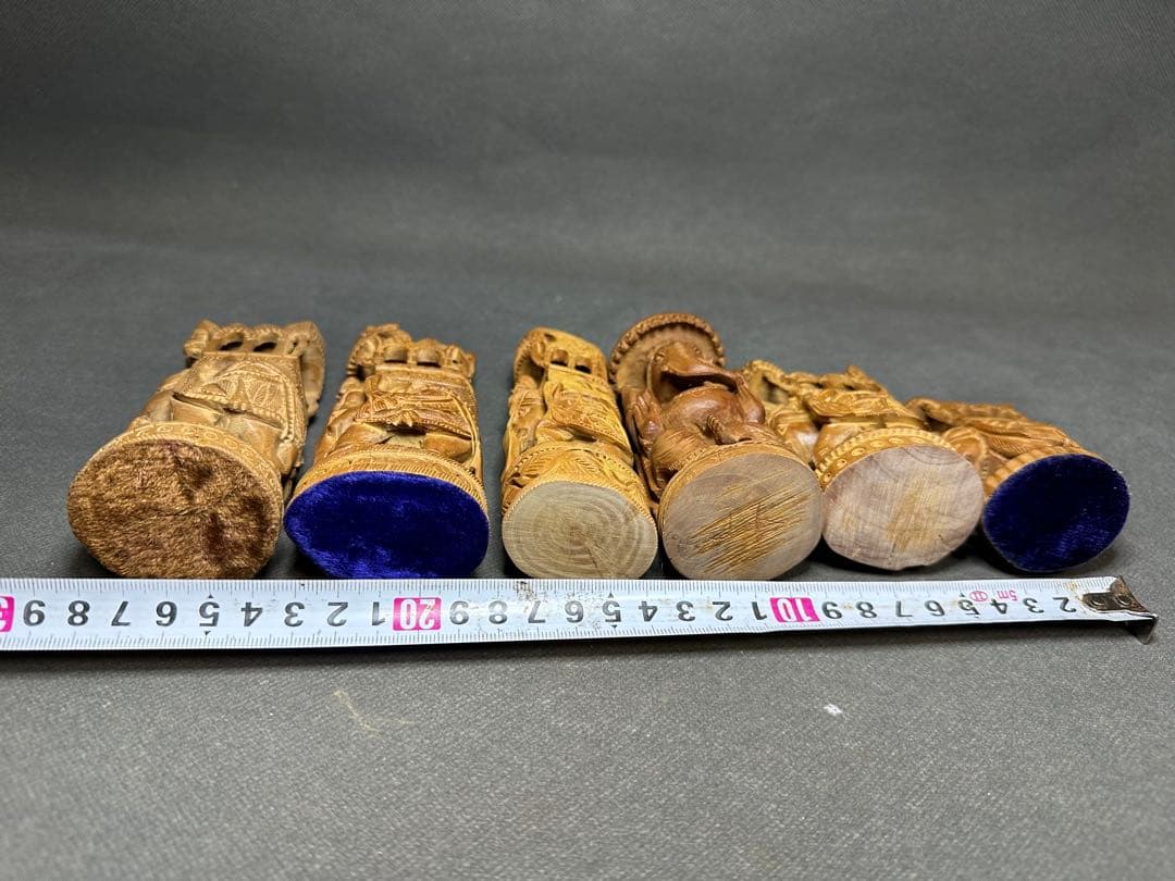 インド　白檀　木彫り　象　仏教美術　仏像 骨董 木像　木製　密教　置物