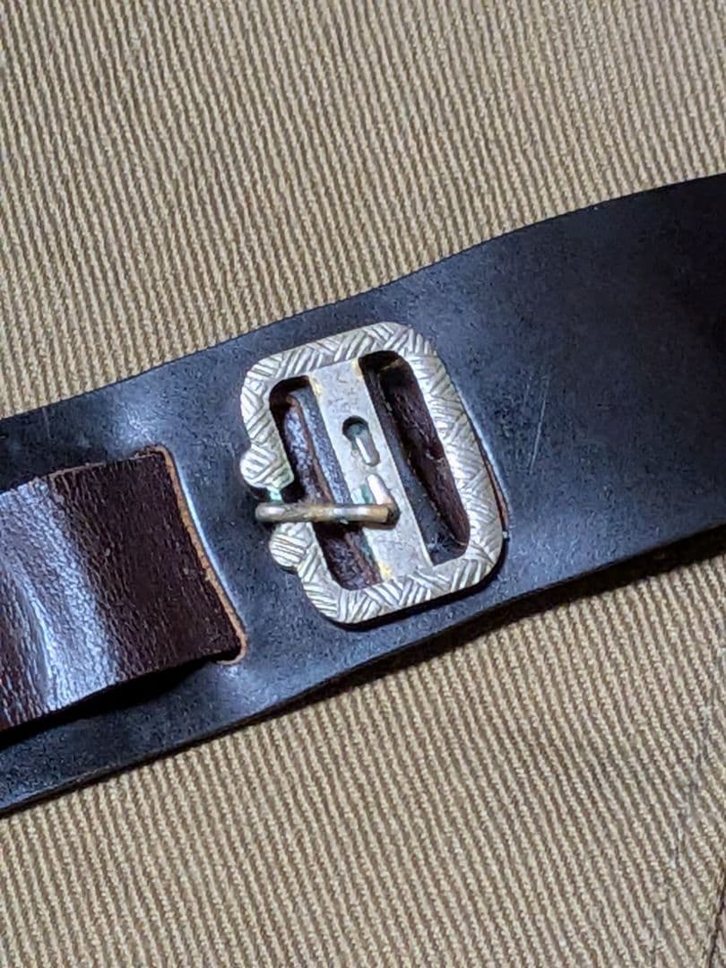 日本軍　陸軍　将校　腕時計　防塵　防湿　二重ガラス　レプリカ　電池式　　可動