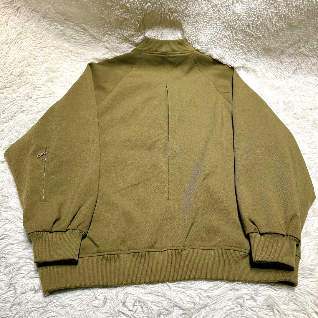 EOS by Rhea company】CAMBIO ボンバーブルゾン L