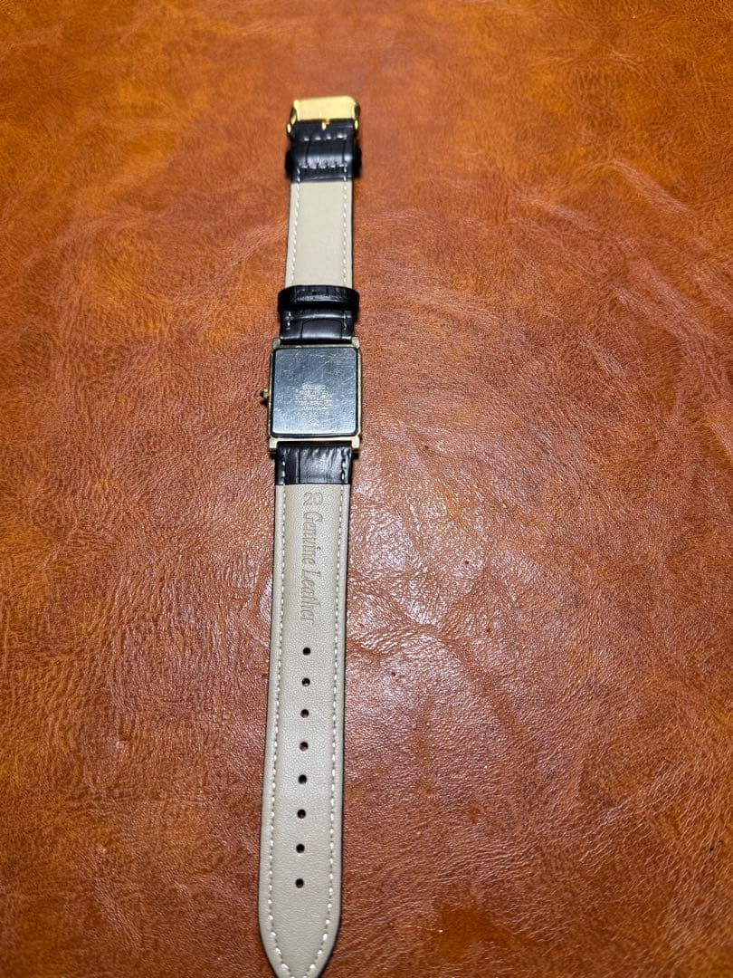A134 希少 稼動品 SEIKO DOLCE レクタンギュラー80年代
