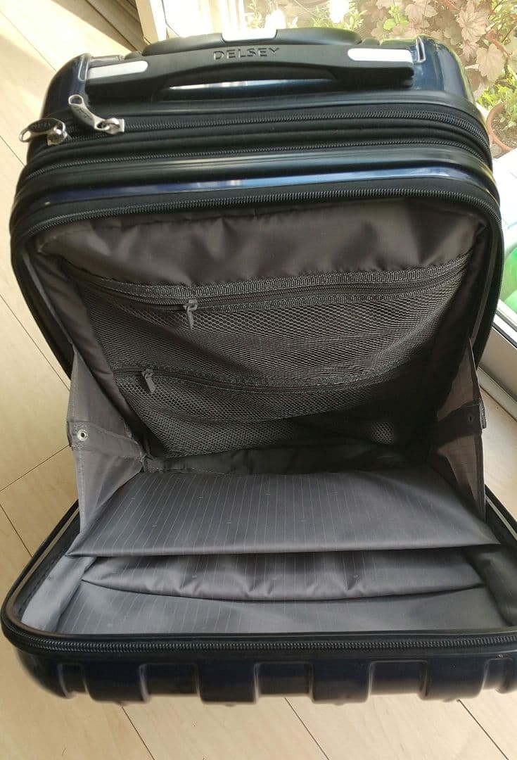 デルセー（DELSEY）ヘリウムエアロ　スーツケース Sサイズ ネイビー