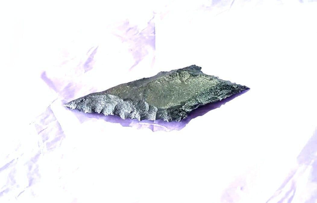 原始人 アイヌ仕様。pro 有舌尖頭器 石器 模写　サヌカイト