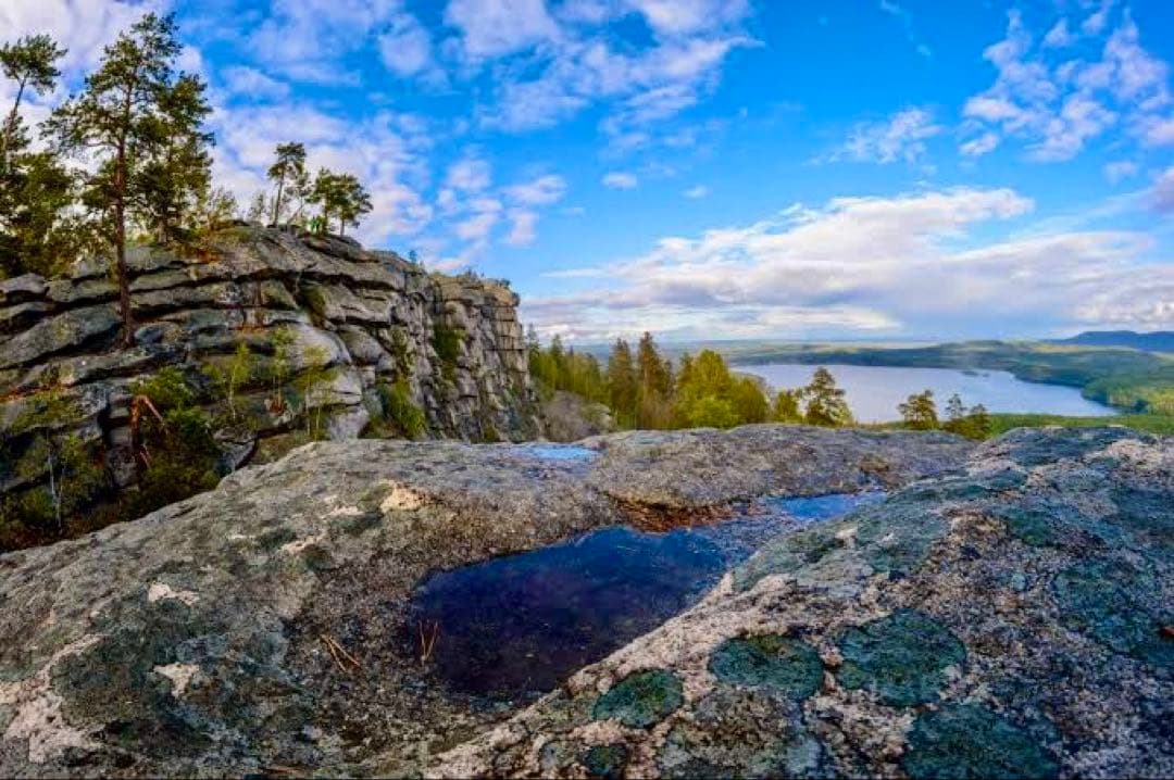 ちくわ　幻のウラルブルーアイスクォーツと感謝特価オールドガネッシュヒマール