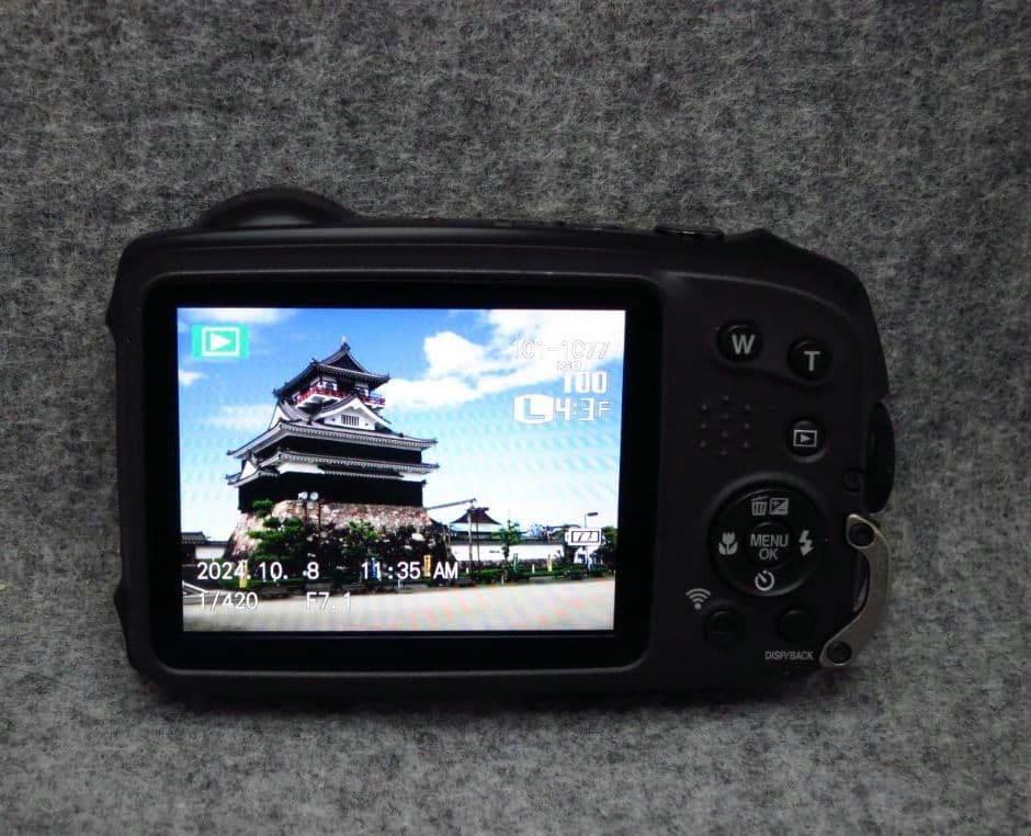 富士フィルム　FinePix XP90