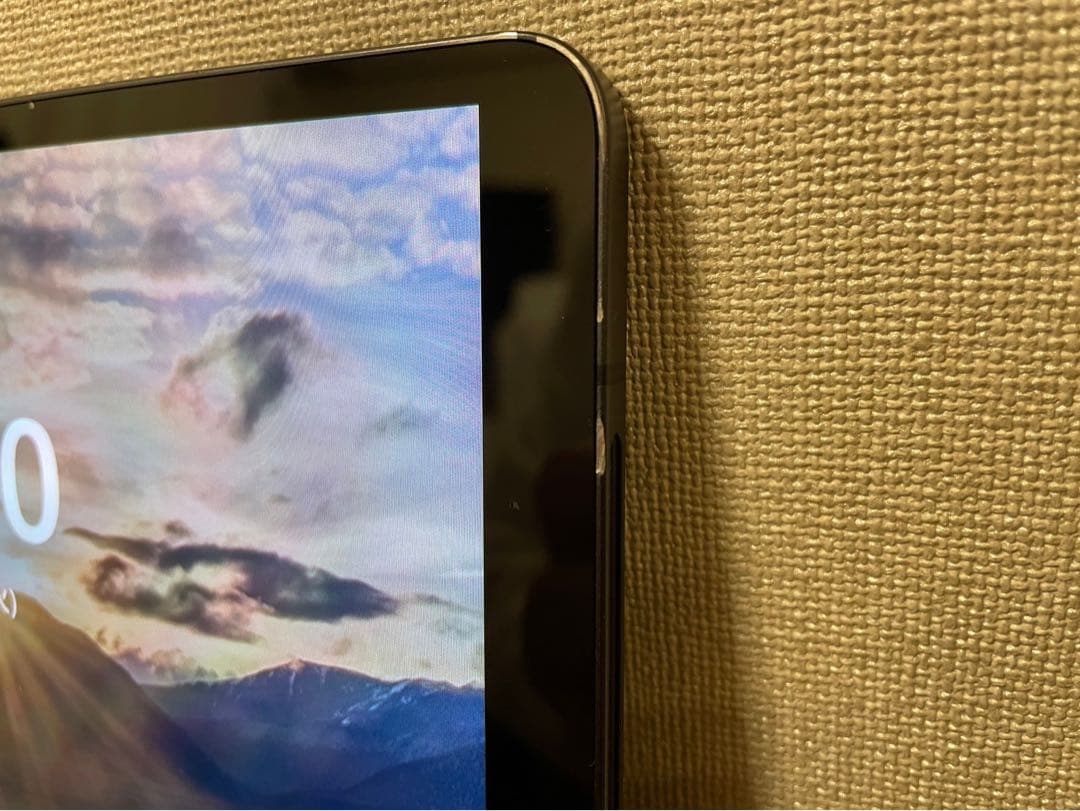 富士通 FMV LOOX WL1/G 13.3型タブレット Windows 11