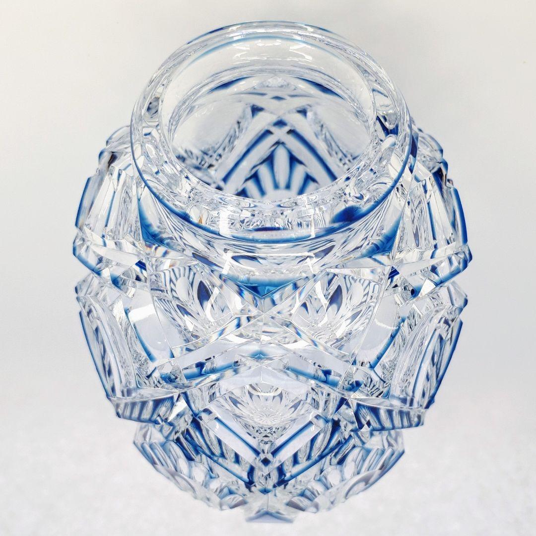 日本工芸会正会員　渡邊 明 作品　　切子 藍色被せ 花瓶　【入手困難品】