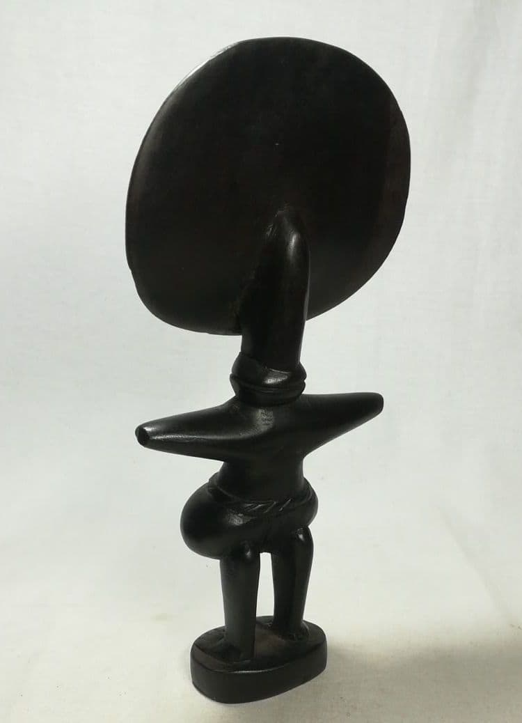 アフリカ　民族　プリミティブアート　木彫　置物　女性