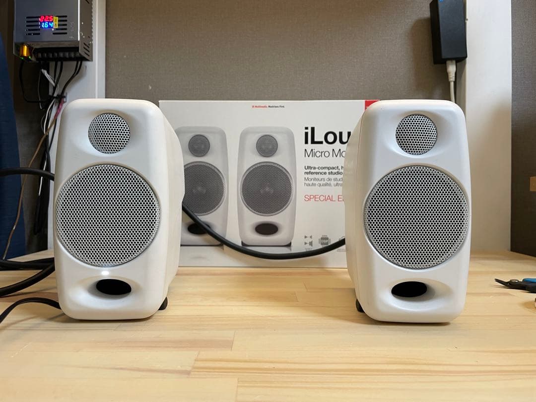 iLoud Micro Monitor ホワイト