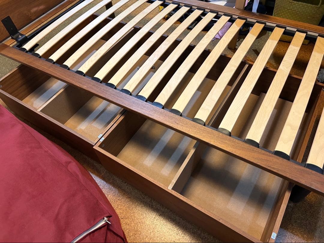 訳あり価格★無印良品　シングルベッドフレーム　ウォールナット材　ベッド下収納付き