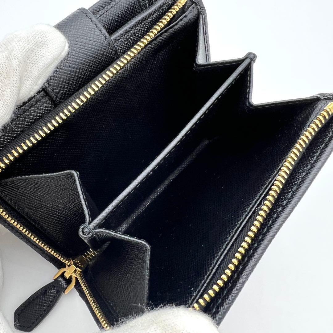 【極美品】 PRADA 二つ折り財布 サフィアーノ ロゴゴールド 1ML018