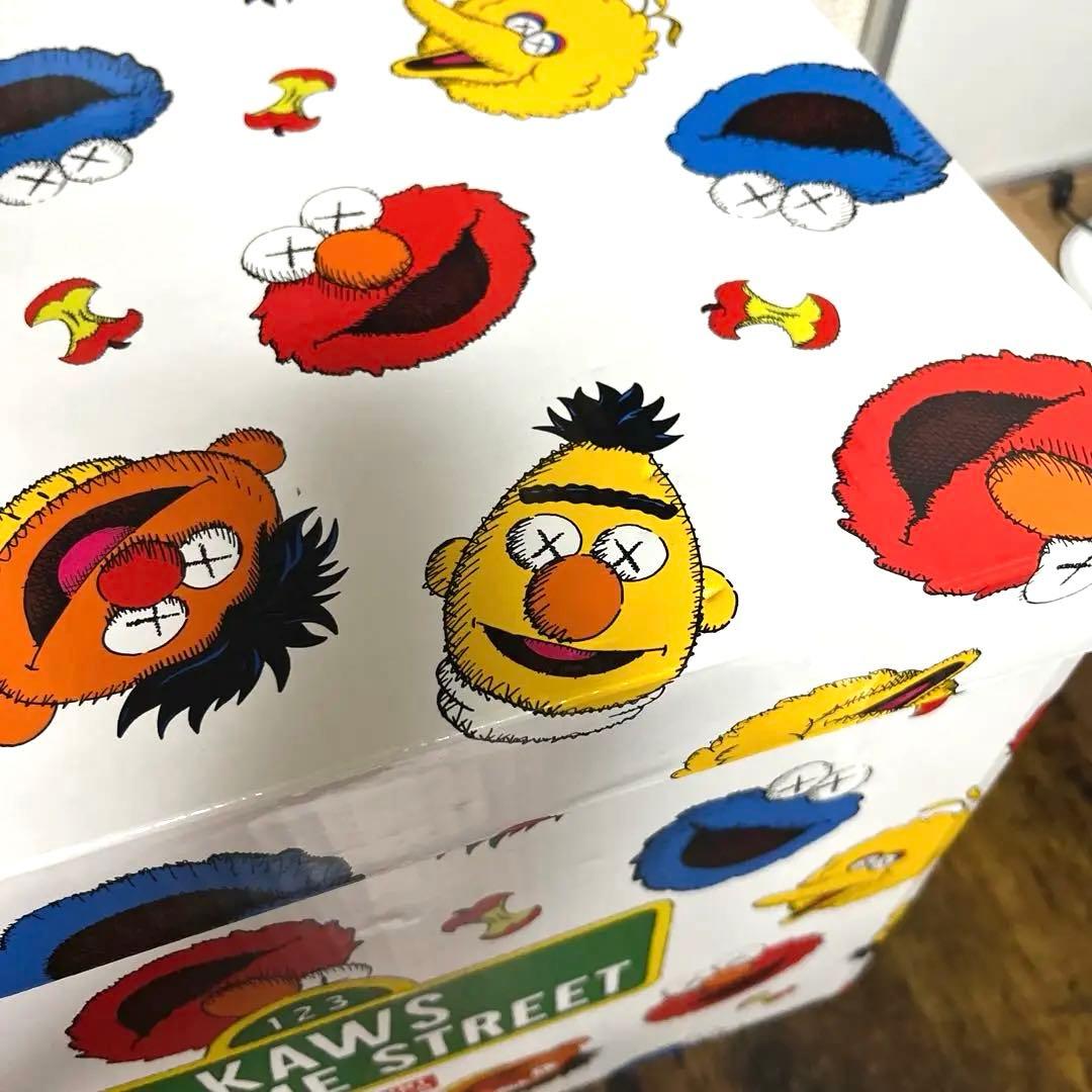 meme　ユニクロ セサミ ボックス KAWS SESAME ぬいぐる5体