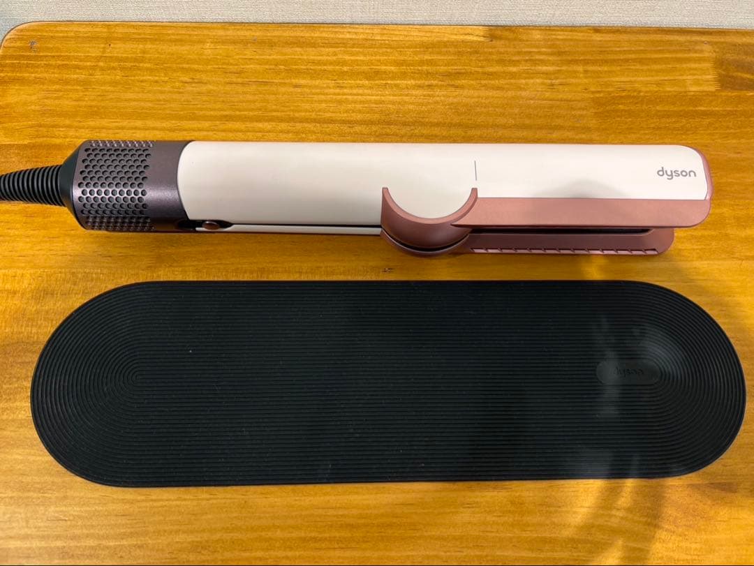 ダイソン　ドライヤー　ストレイトナー エアストレート　セラミックピンク