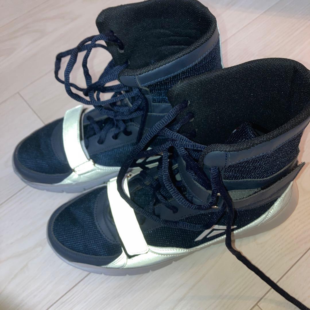 AdamsアダムスVトレーナー2.0 ハイパースティールカラー