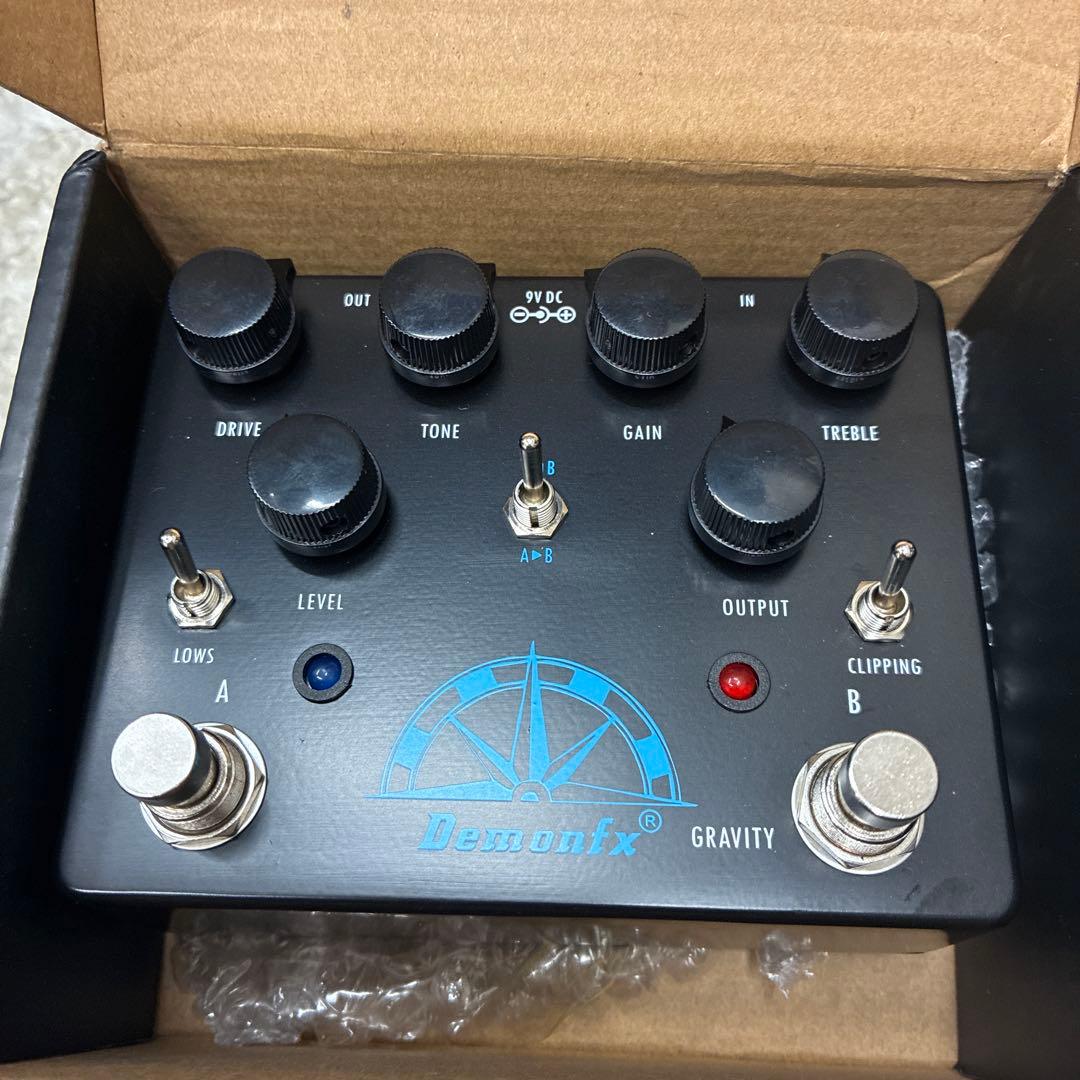 ギター NORDVANG CUSTOM GRAVITY clone