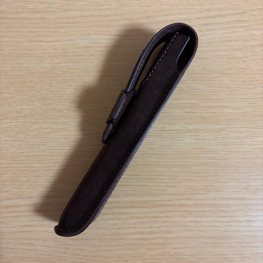 ペンシース　uno(ウーノ）　プエブロレザー　ダークブラウン　1本差しペンシース
