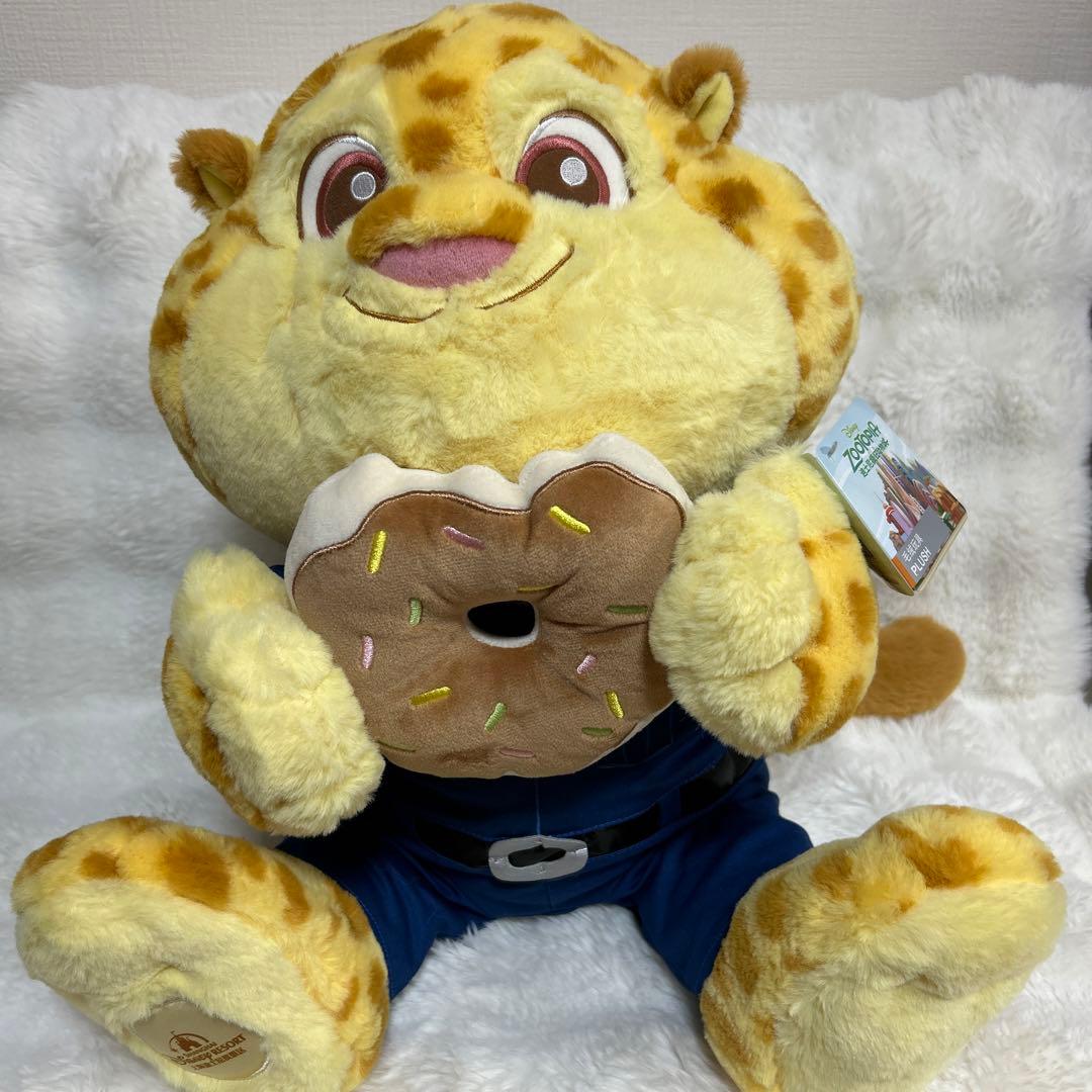 上海ディズニー　ズートピア　クロウハウザー　大きい　ぬいぐるみ　新品タグ付き