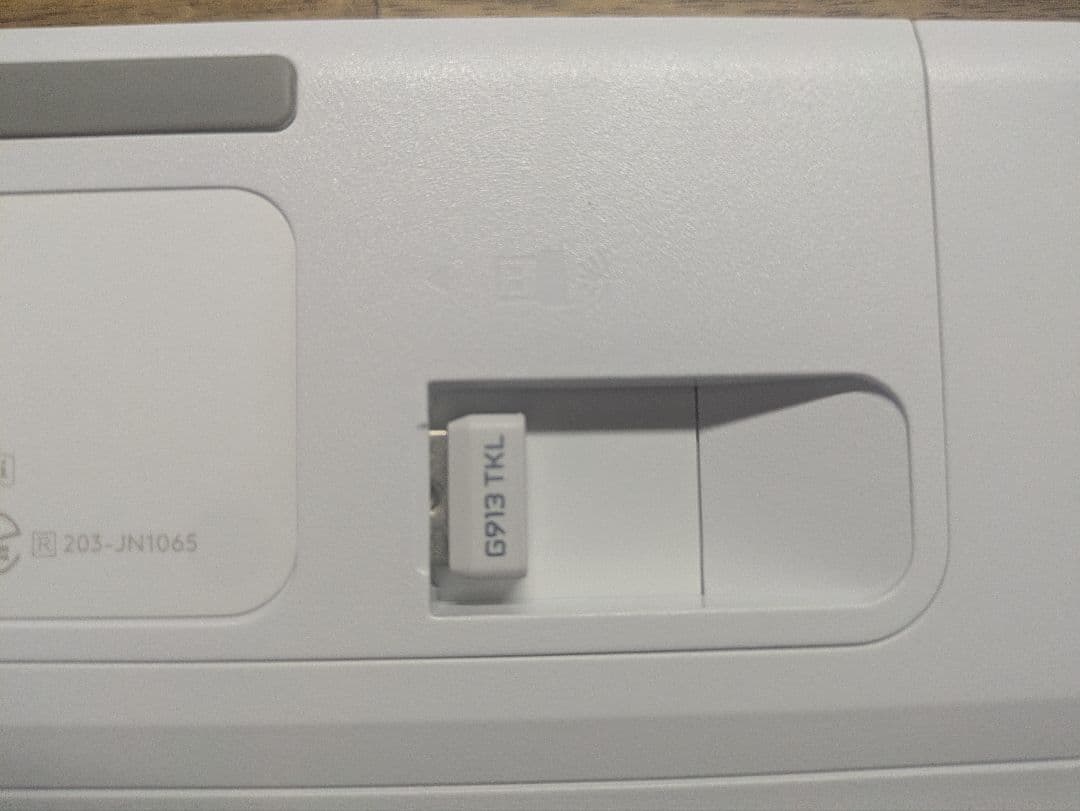 Logitech G913 TKL ワイヤレス シルバー/ホワイト