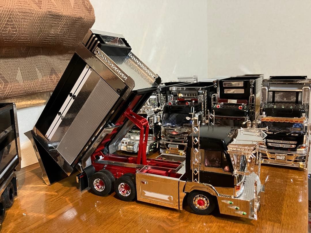 デコトラ、プロフィア、デカ箱、ダンプ、1／32、完成品