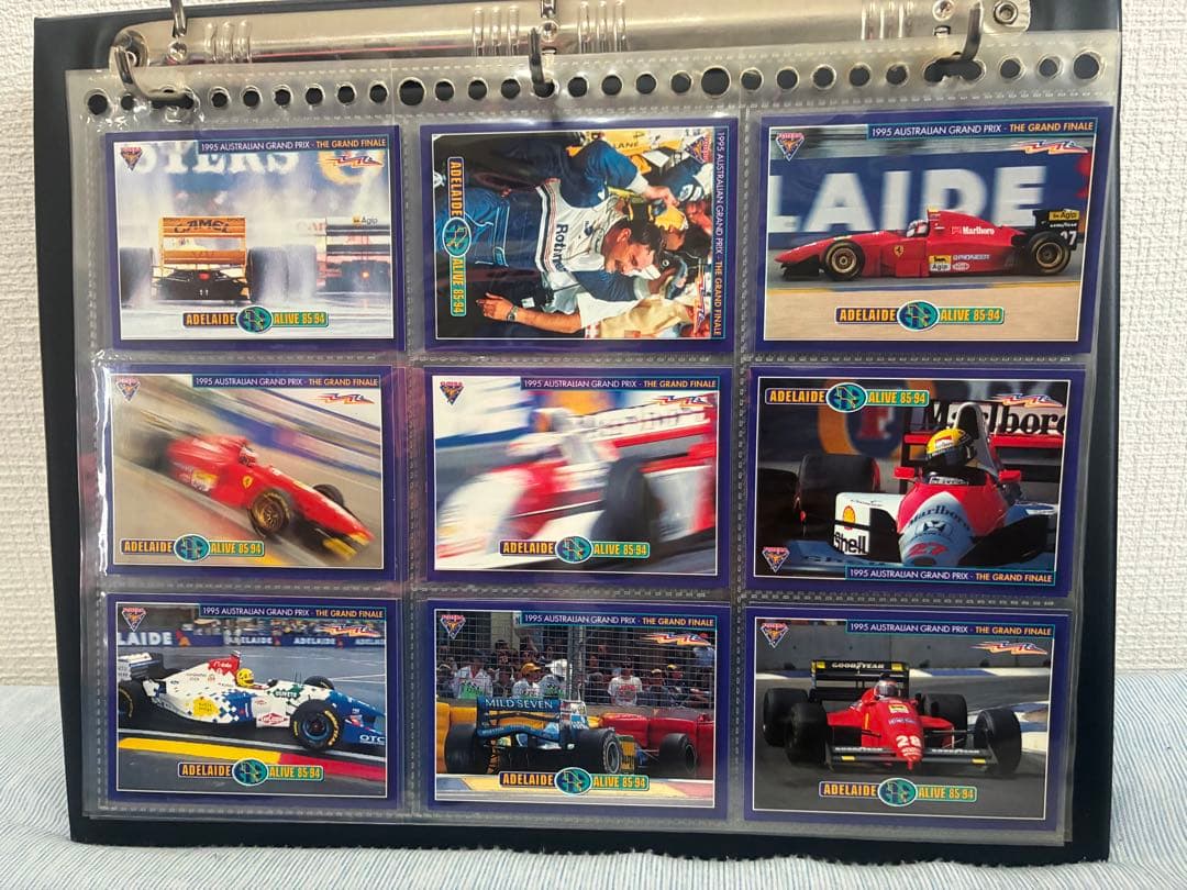 F1 Futera Grand Prix 145枚トレカ、カード入れバインダー付