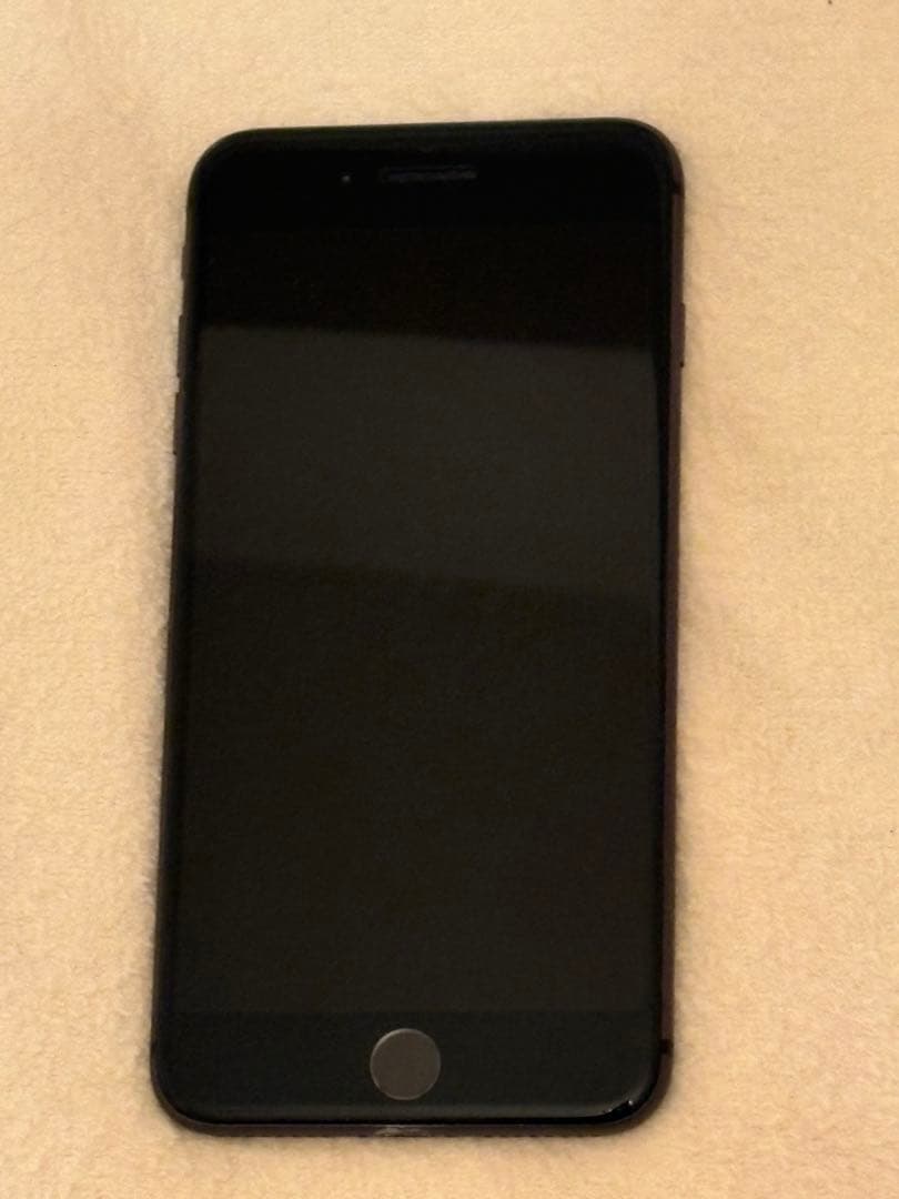iPhone ８plus 64G