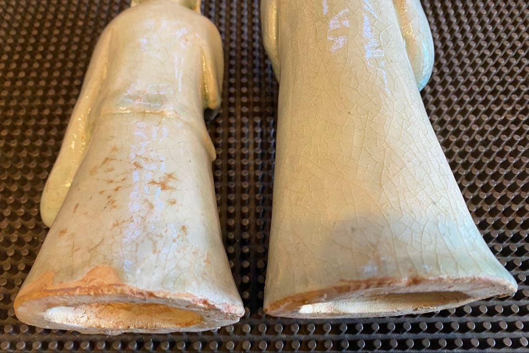 中国　青磁人物像ペア・鑑賞ケース付 ・ヴィンテージ　レア ・中国　台湾茶器