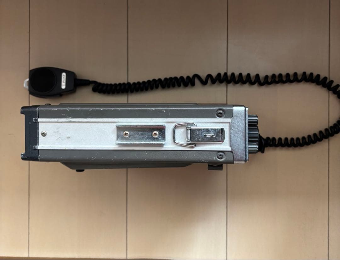 TRIO TR-7500 FMトランシーバー