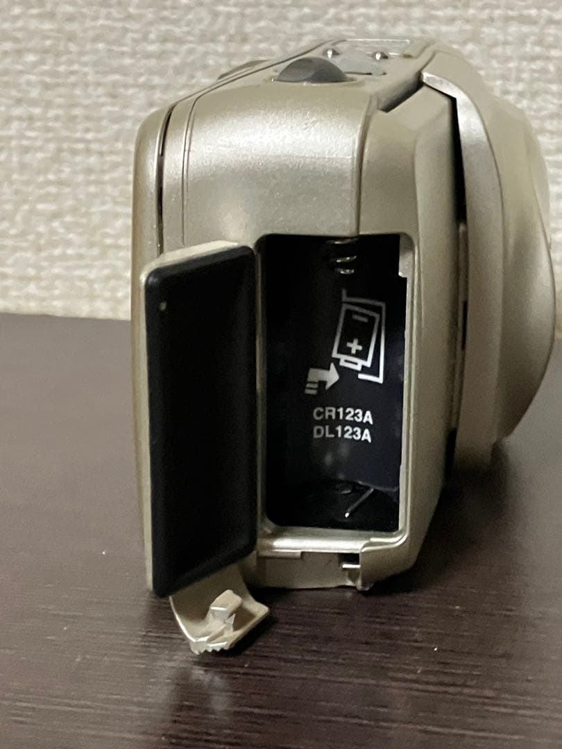 OLYMPUS Stylus Zoom 115 DLX カメラ