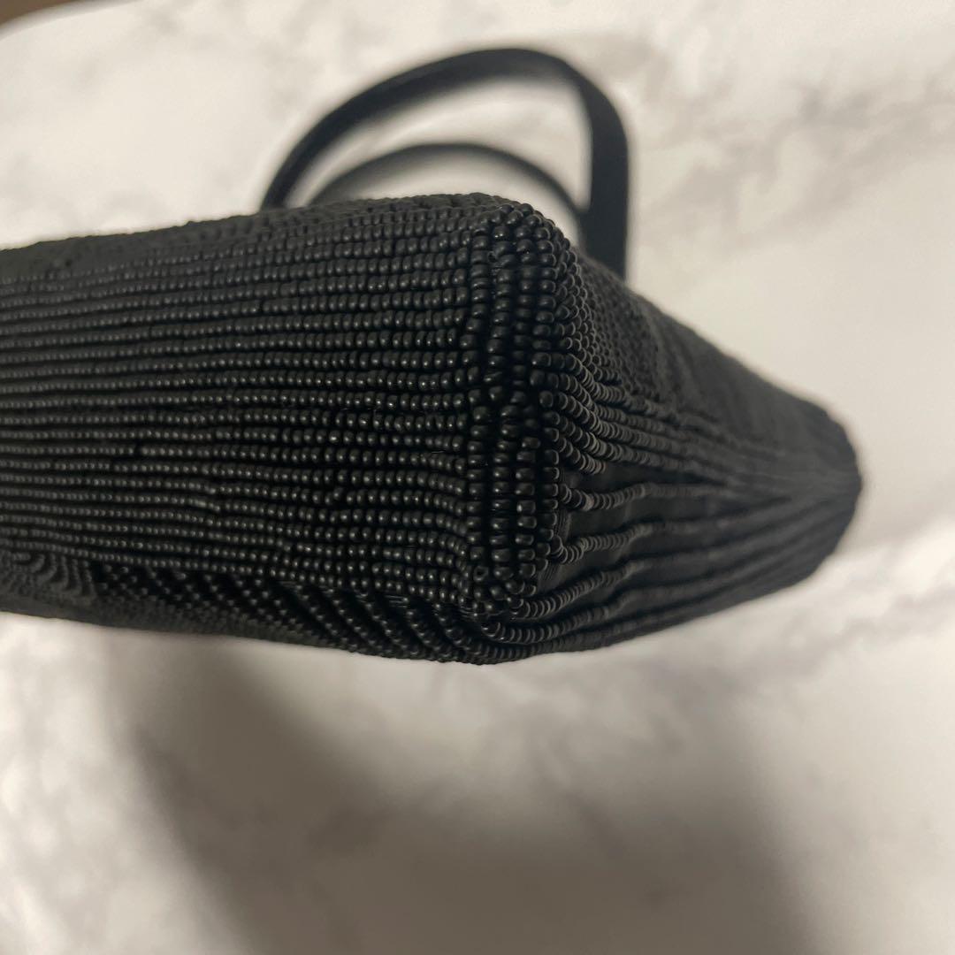 柏ビーズ　黒の波模様　フォーマルバッグ