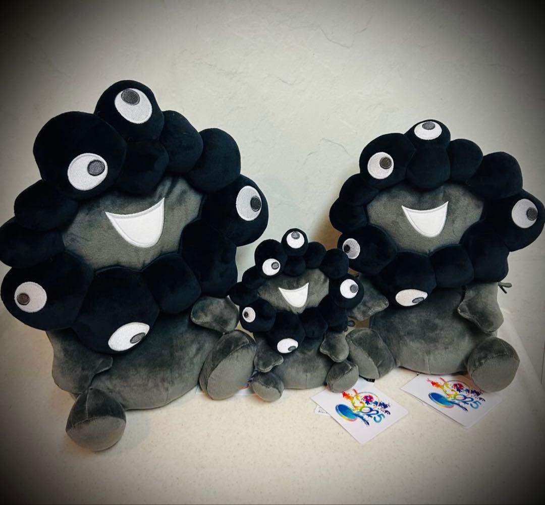 3点★【新品・未使用】EXPO2025 万博　黒ミャクミャク　お手玉風ぬいぐるみ