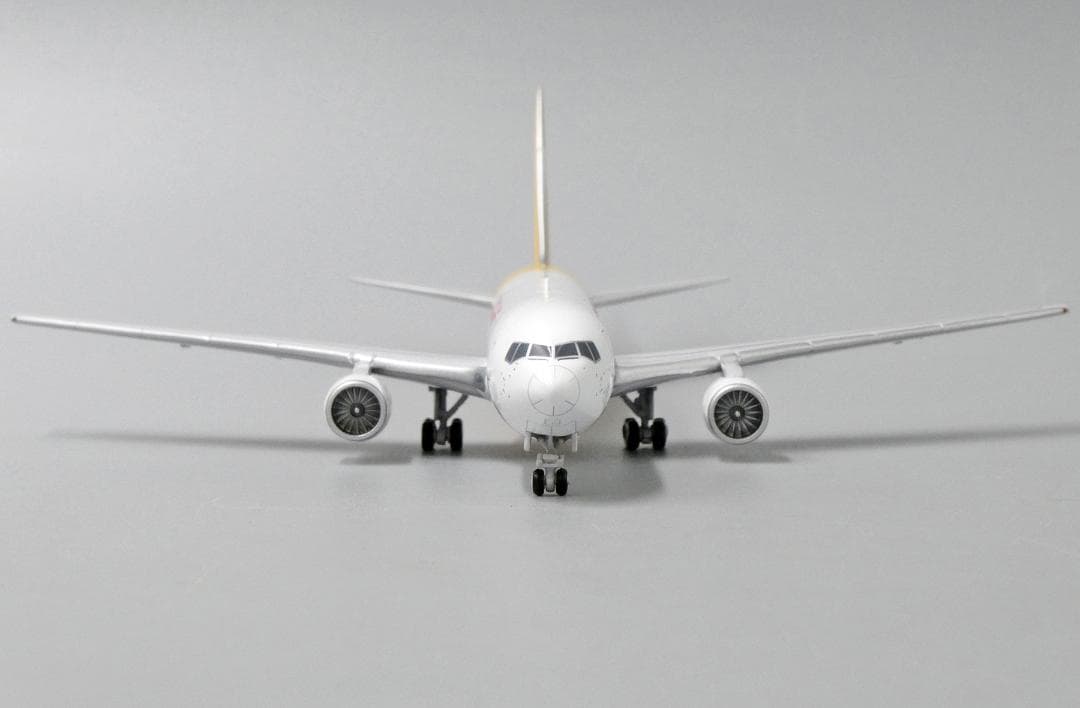 カリッタエア 767-300BCF N762CK 1/400