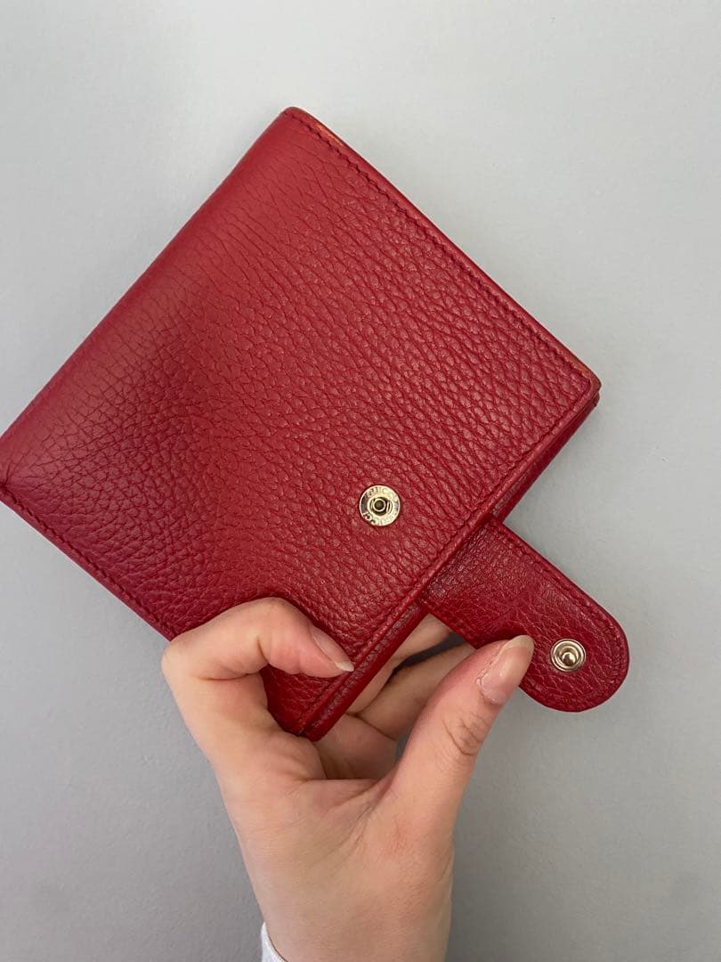 GUCCI 赤 レザー 二つ折り財布