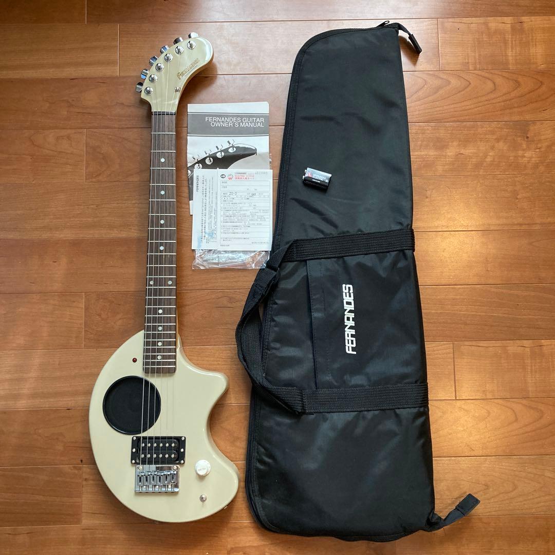新品　未使用　フェルナンデス ZO-3 アンプ内蔵 エレキギター