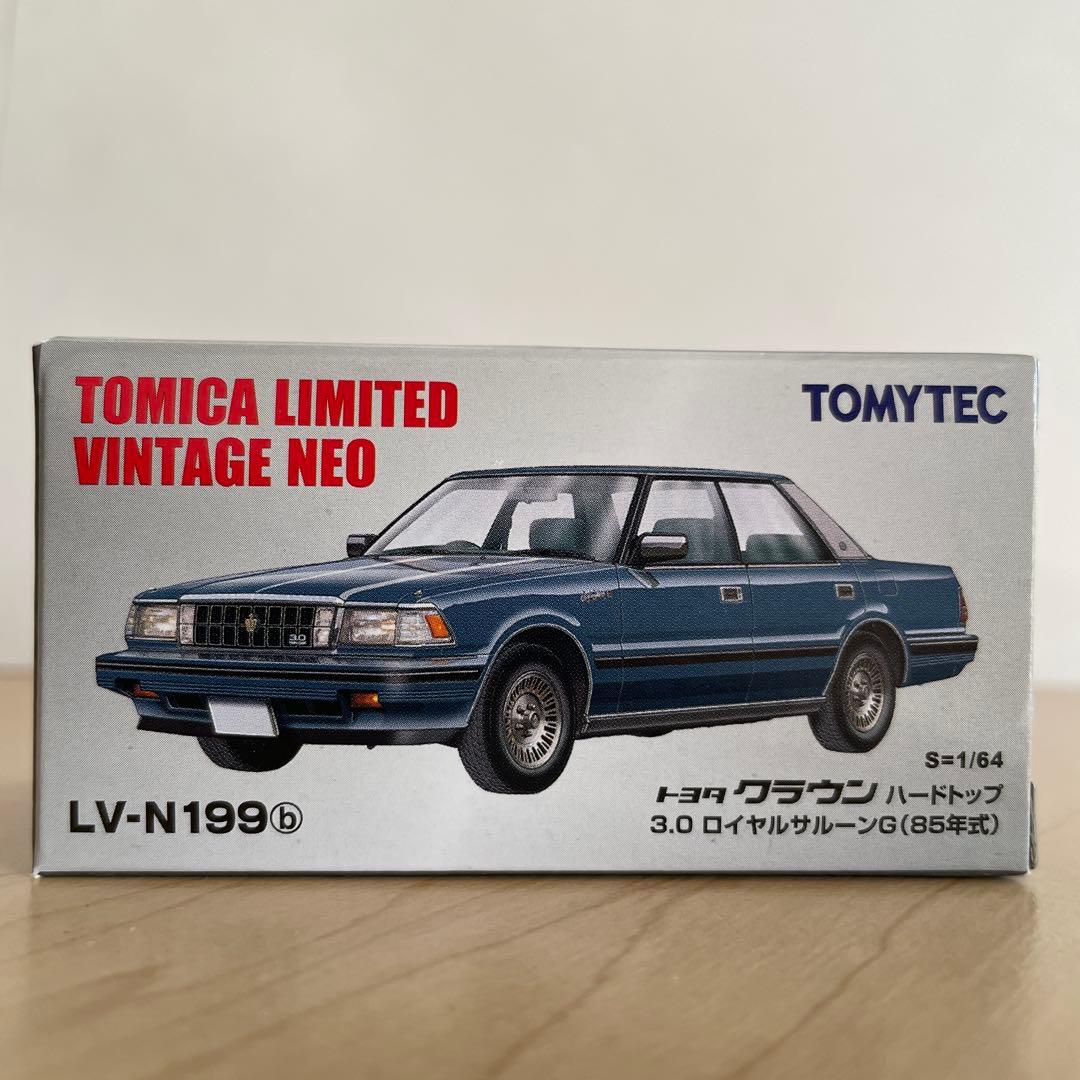 【新品未使用】トヨタ クラウン ハードトップ 3.0 LV-N199b