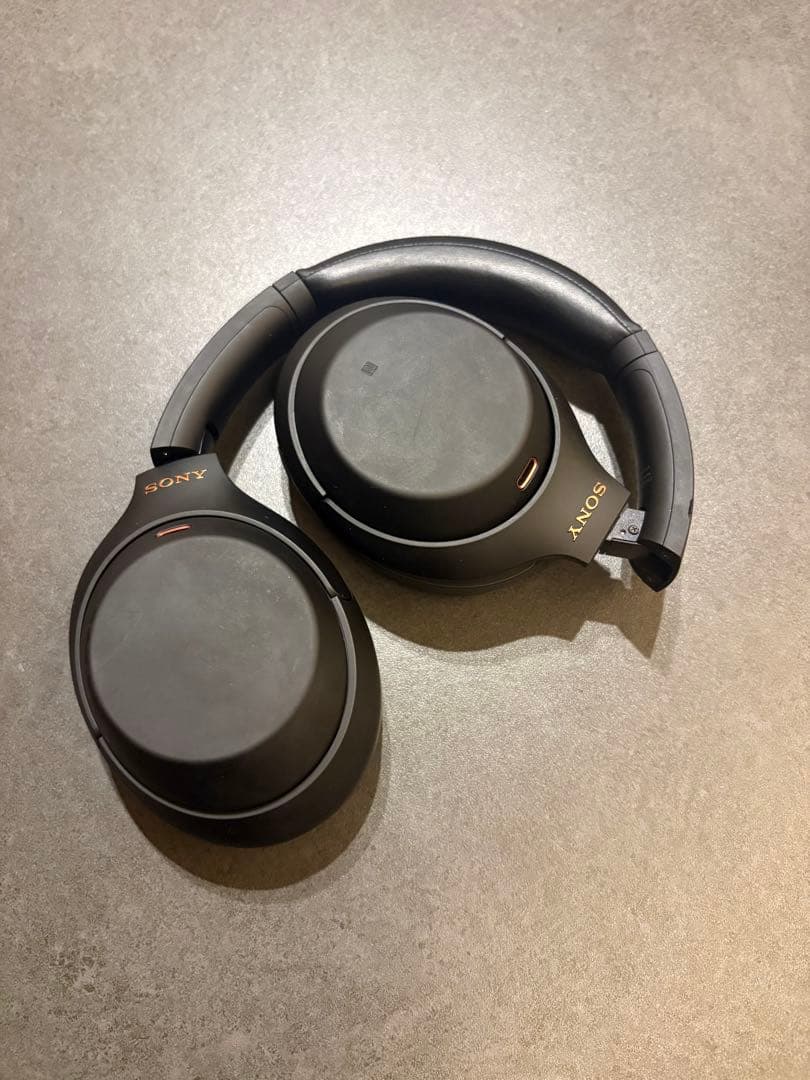 SONY WH-1000XM4 ワイヤレスヘッドホン ブラック　ノイキャン