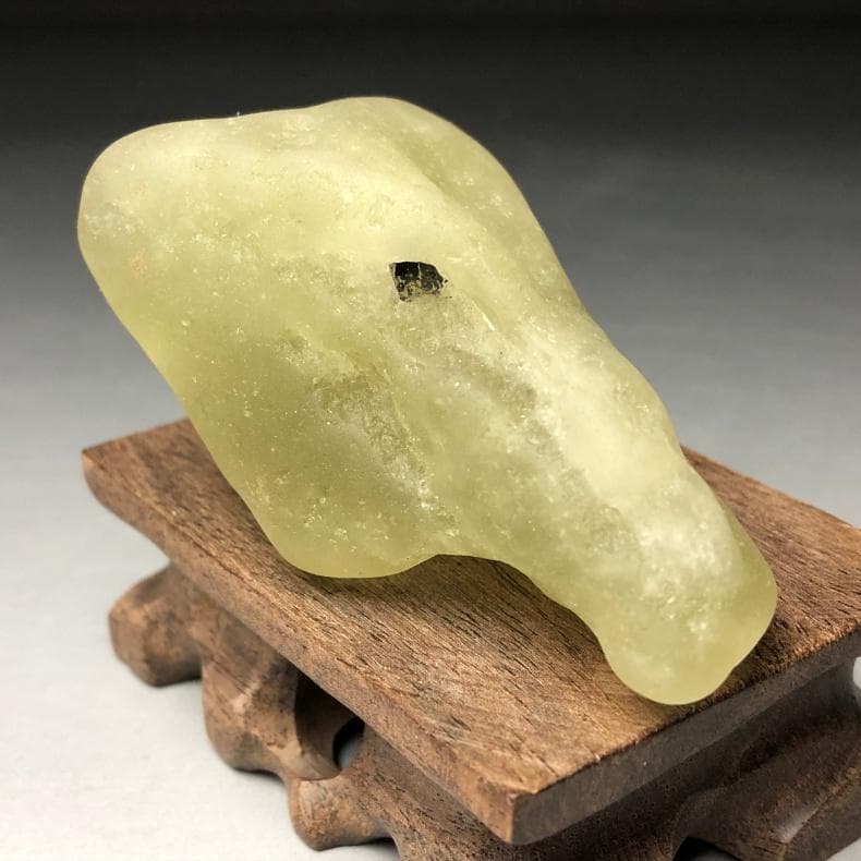 t*t様 リビアンデザートグラス・リビアングラス 隕石　重さ113g