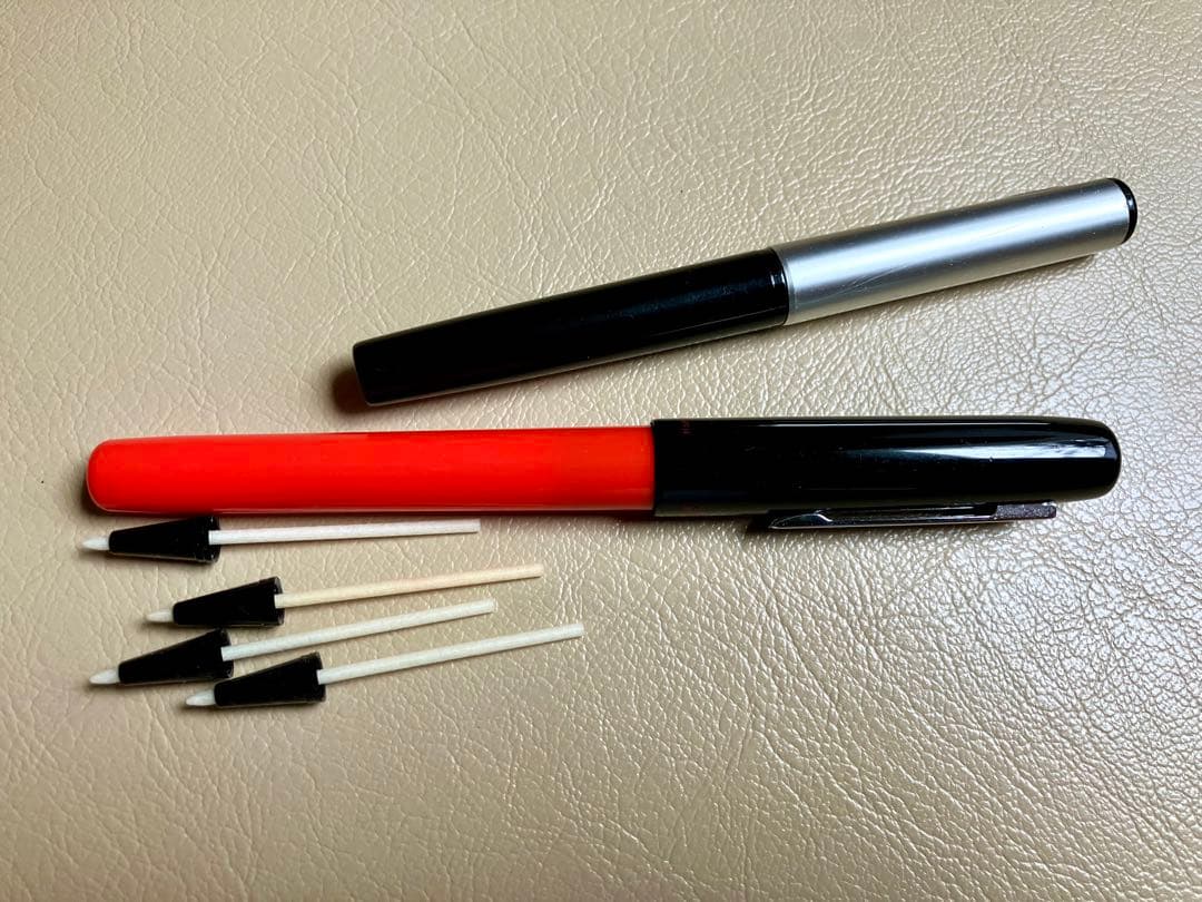 【旧型廃番】プラチナソフトペン 採点ペン S-600黒軸＋現行品 替芯4本付