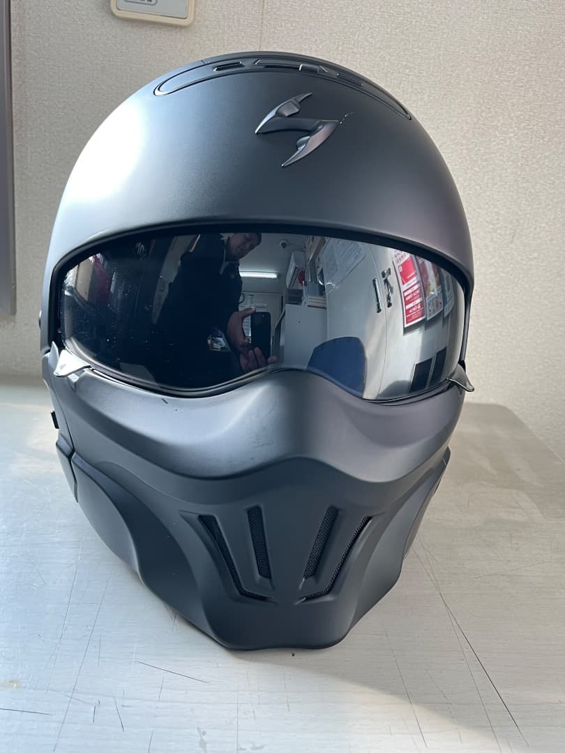 スコーピオン EXO COMBAT バイク　ヘルメット　マットブラック