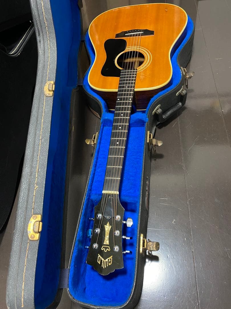 アコースティックギター　guild