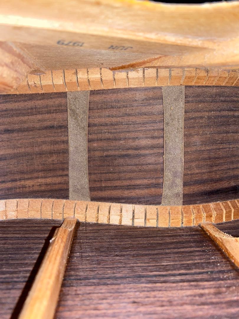 アコースティックギター　guild